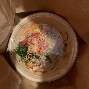 Meet your Posher, Hai lin